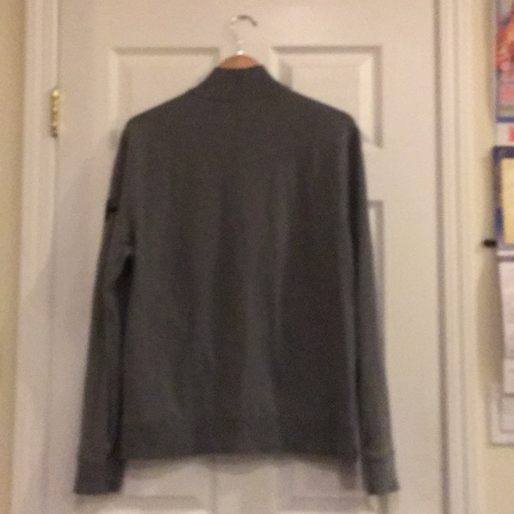 Like New Micheal Kors Gray Sweatshirt. Size Large - Picture 4 of 8